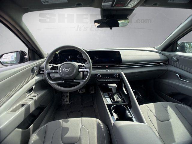 2025 Hyundai Elantra Hybrid SEL Sport