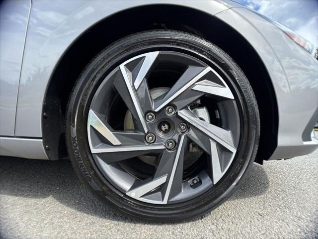 2025 Hyundai Elantra Hybrid SEL Sport
