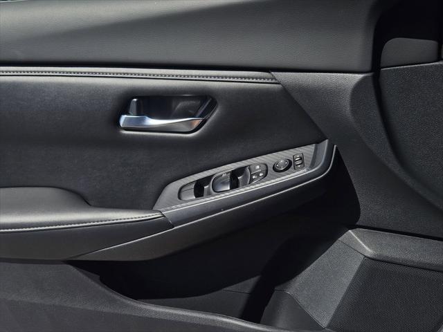 2023 Nissan Sentra SV Xtronic CVT