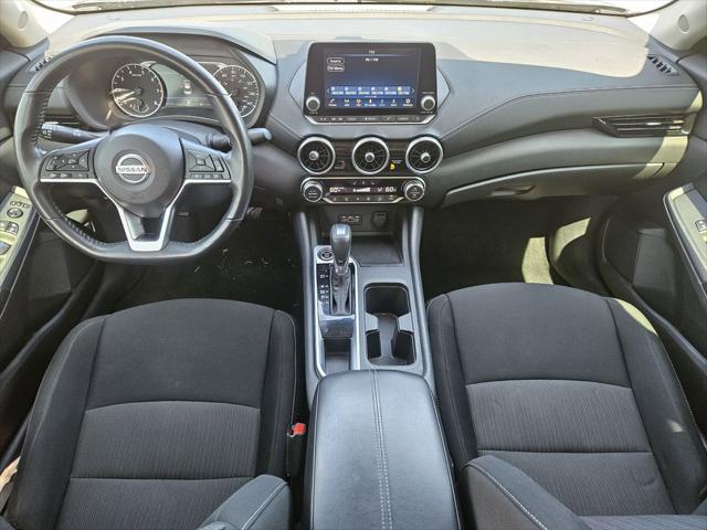 2023 Nissan Sentra SV Xtronic CVT