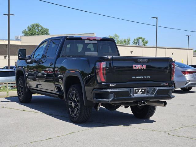 2024 GMC Sierra 2500HD 4WD Crew Cab Standard Bed AT4