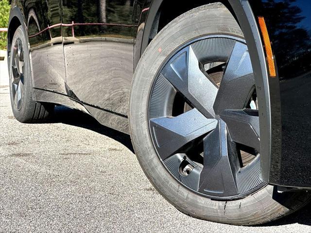2025 Toyota Prius Plug-In SE