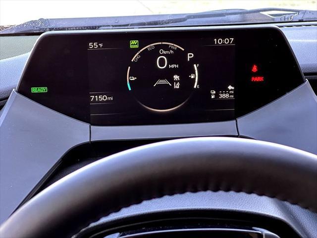 2025 Toyota Prius Plug-In SE