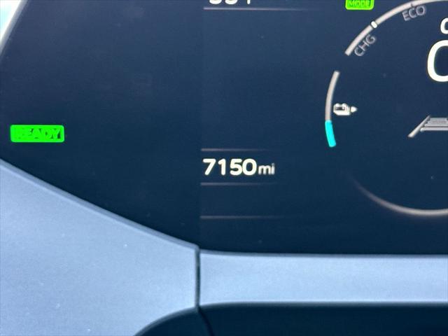 2025 Toyota Prius Plug-In SE