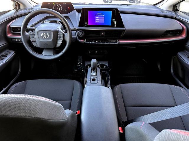 2025 Toyota Prius Plug-In SE