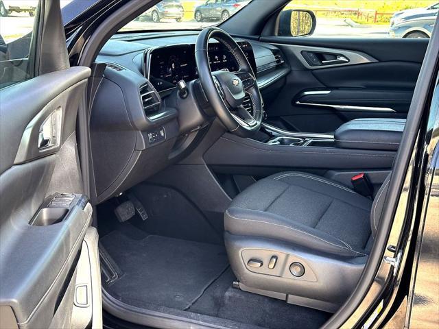 2024 Chevrolet Traverse FWD LT
