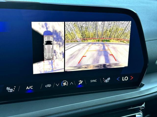 2024 Chevrolet Traverse FWD LT