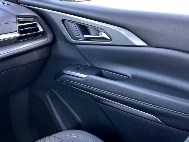 2024 Chevrolet Traverse FWD LT