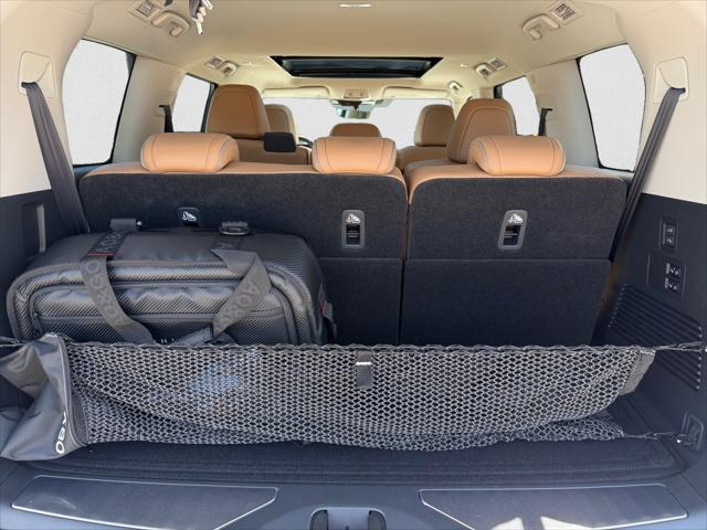 2026 INFINITI QX80 LUXE AWD