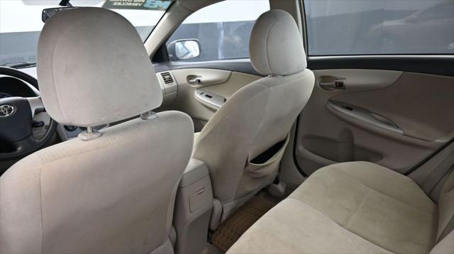 2011 Toyota Corolla LE