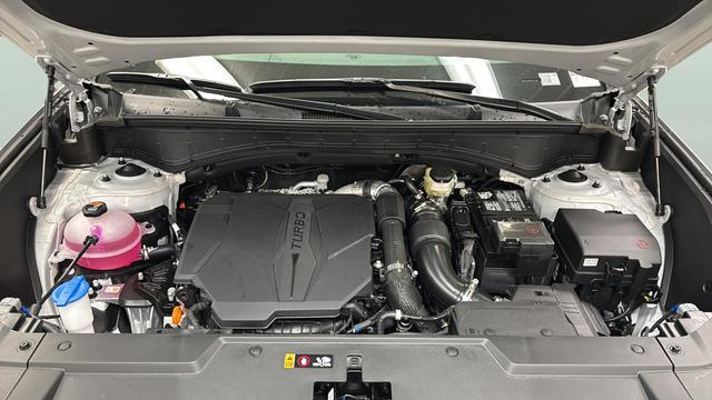 2026 Hyundai Santa Fe SE