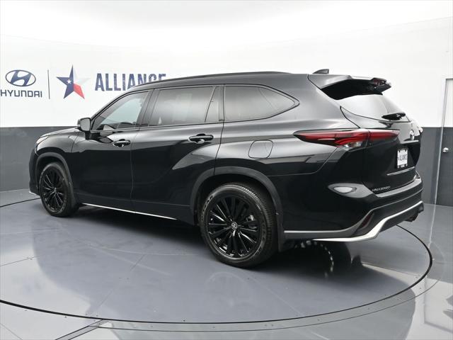 2024 Toyota Highlander XSE