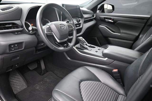 2024 Toyota Highlander XSE