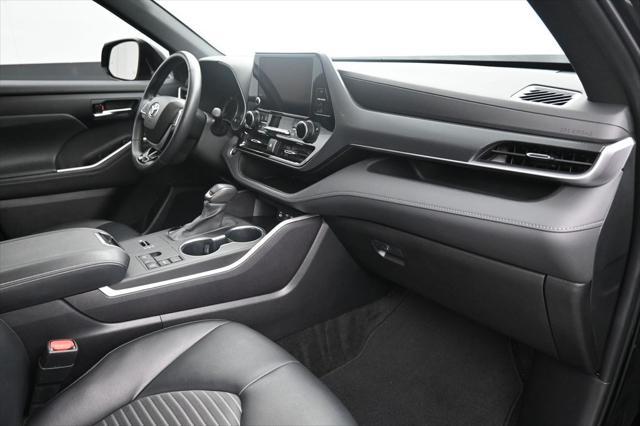 2024 Toyota Highlander XSE