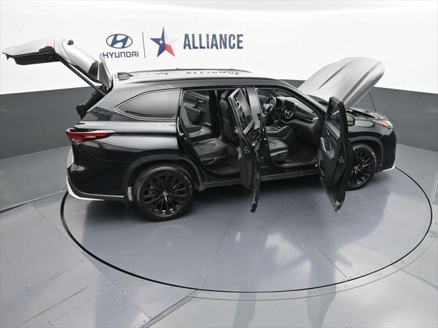 2024 Toyota Highlander XSE