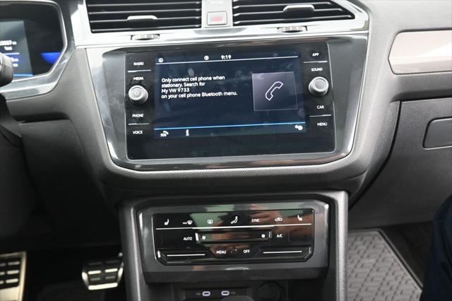 2022 Volkswagen Tiguan 2.0T SE R-Line Black