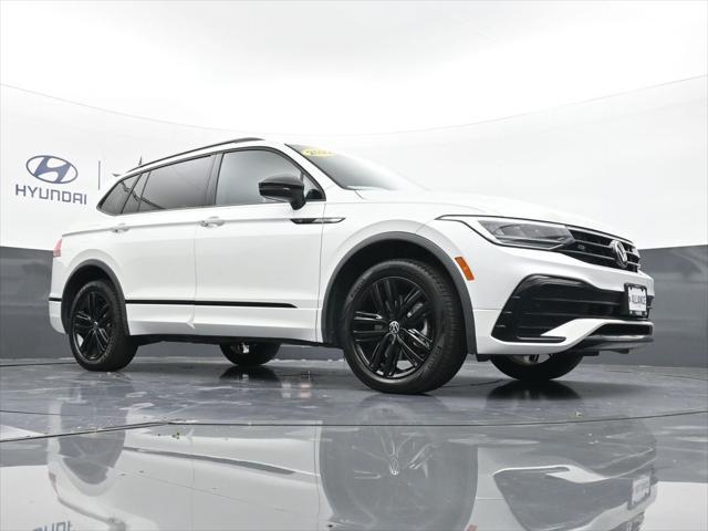 2022 Volkswagen Tiguan 2.0T SE R-Line Black