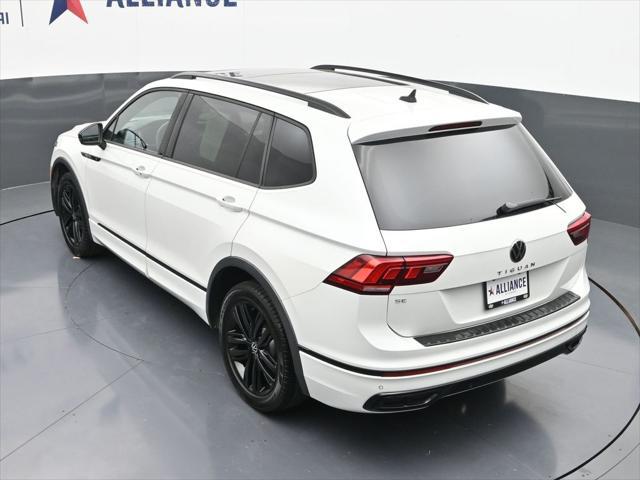 2022 Volkswagen Tiguan 2.0T SE R-Line Black