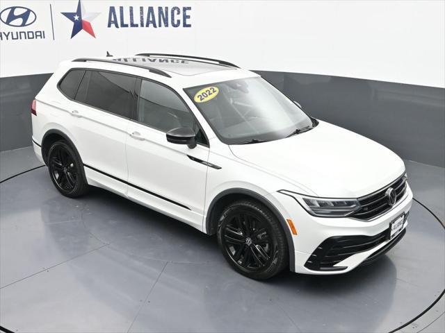 2022 Volkswagen Tiguan 2.0T SE R-Line Black