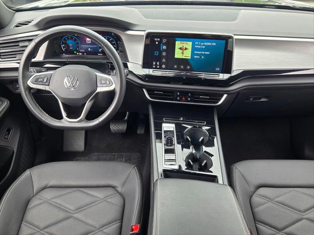 2024 Volkswagen Atlas Cross Sport 2.0T SE w/Technology