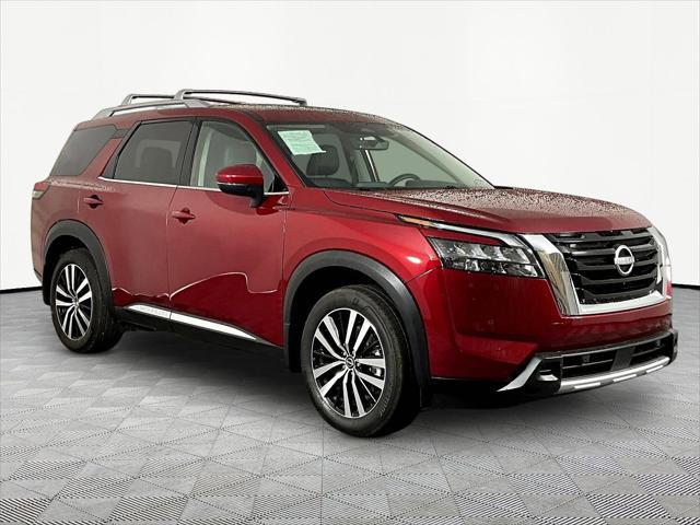 2025 Nissan Pathfinder Platinum FWD