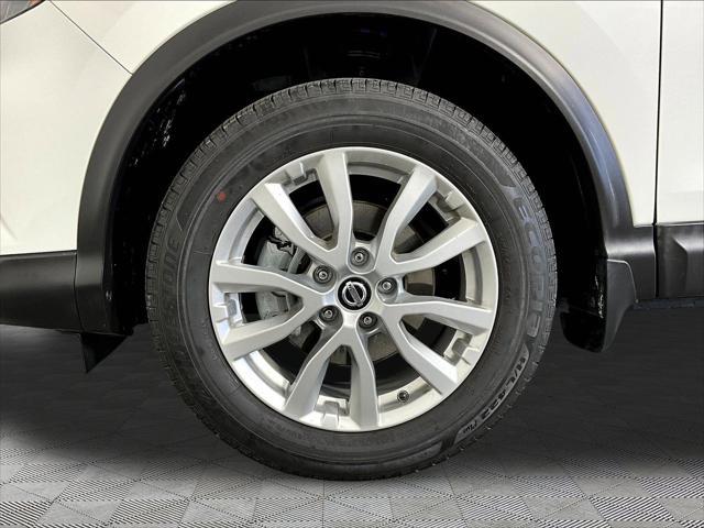 2022 Nissan Rogue Sport S FWD Xtronic CVT