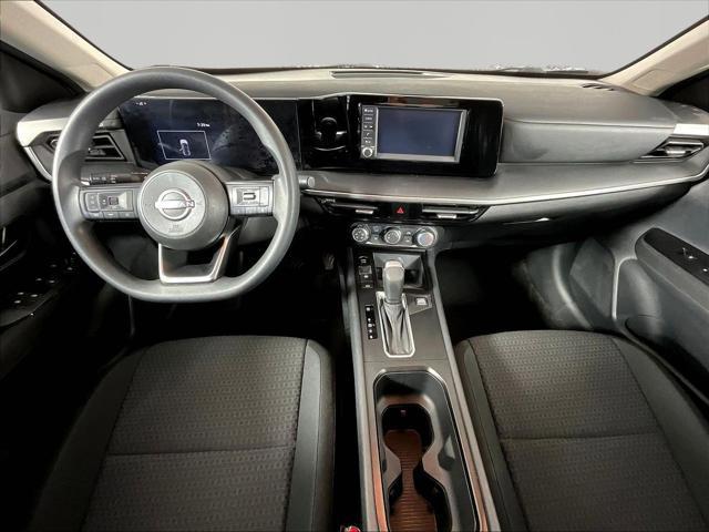 2025 Nissan Kicks S FWD