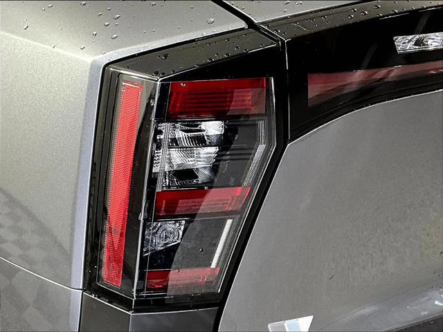 2025 Nissan Kicks S FWD