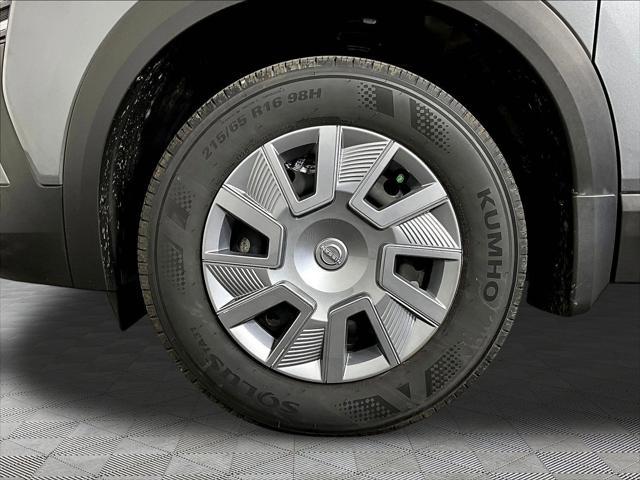 2025 Nissan Kicks S FWD