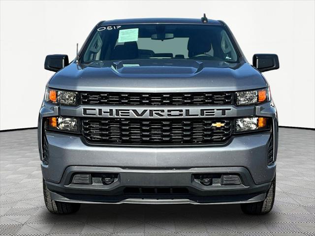 2022 Chevrolet Silverado 1500 4WD Crew Cab Short Bed Custom
