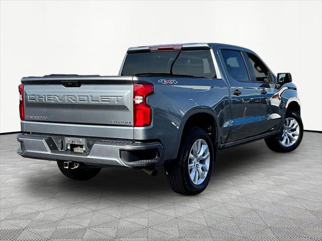 2022 Chevrolet Silverado 1500 4WD Crew Cab Short Bed Custom