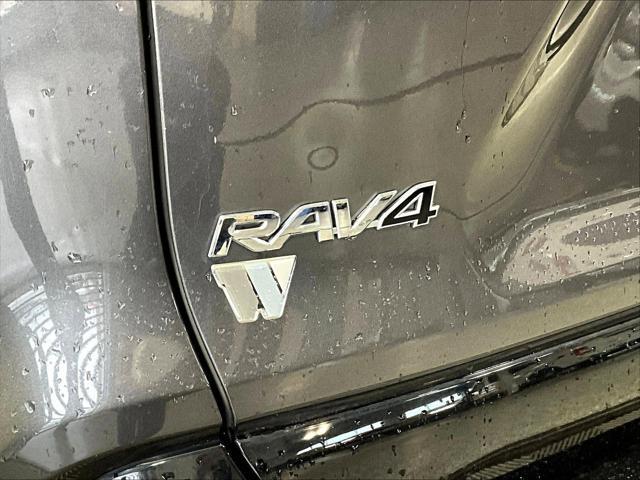2019 Toyota RAV4 Hybrid XSE