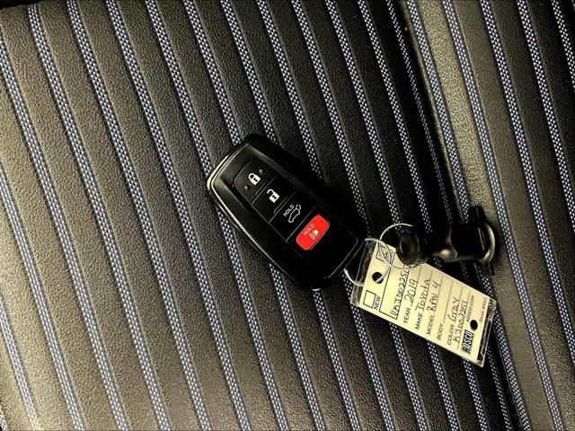 2019 Toyota RAV4 Hybrid XSE