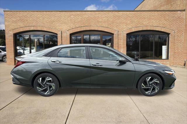 2024 Hyundai Elantra Limited