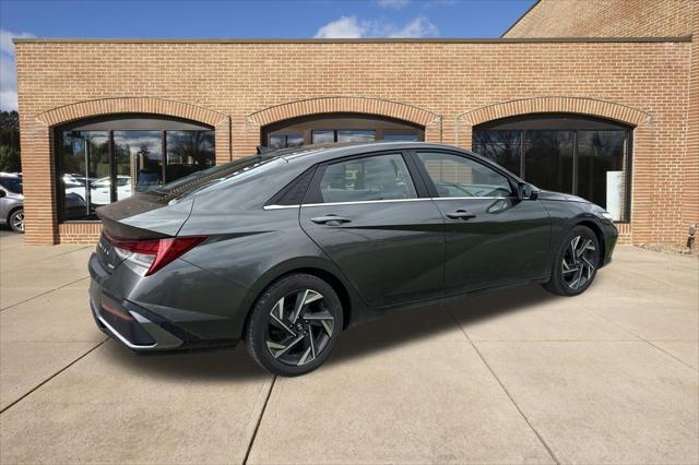 2024 Hyundai Elantra Limited