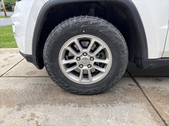 2019 Jeep Grand Cherokee Laredo E 4x4