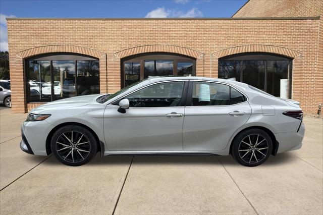 2023 Toyota Camry SE AWD