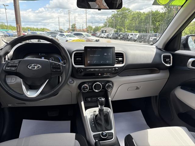 2025 Hyundai Venue SEL