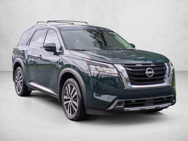 2024 Nissan Pathfinder Platinum FWD