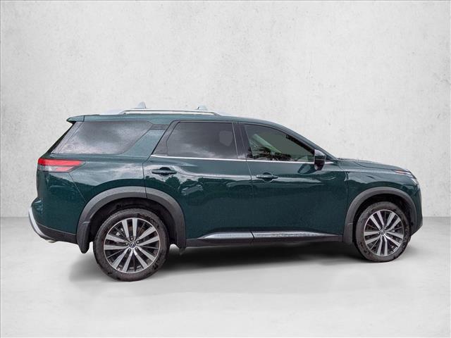 2024 Nissan Pathfinder Platinum FWD
