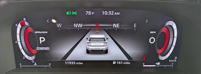 2024 Nissan Pathfinder Platinum FWD