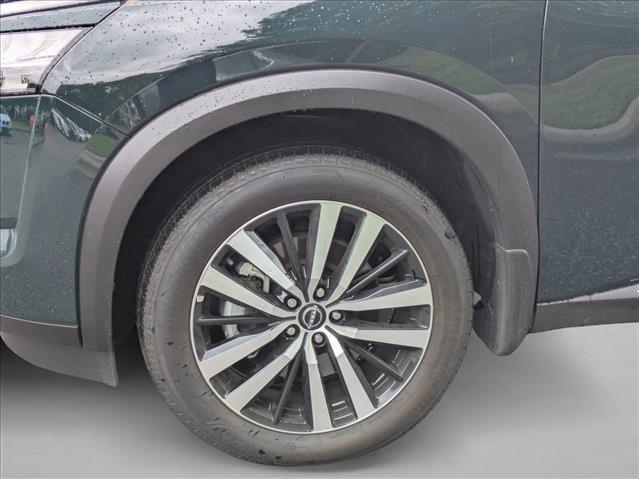 2024 Nissan Pathfinder Platinum FWD