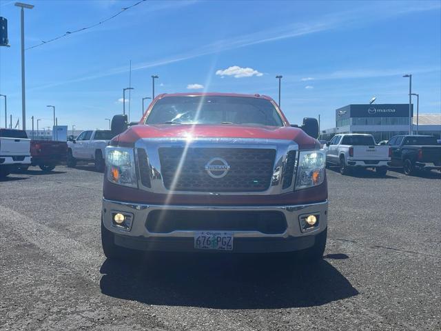 2017 Nissan Titan SL