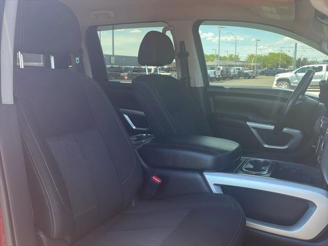 2017 Nissan Titan SL