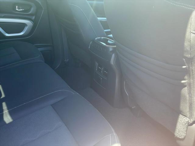 2017 Nissan Titan SL