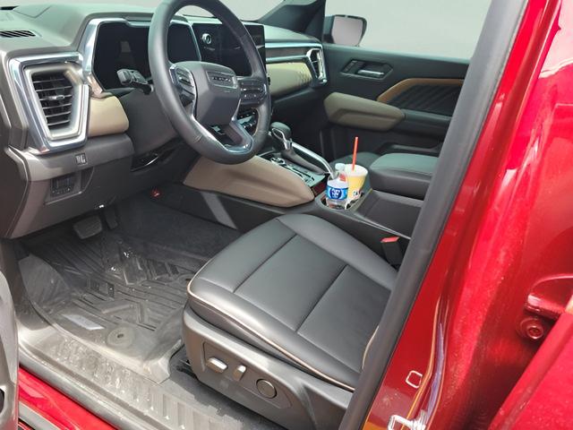 2025 GMC Canyon 4WD Denali