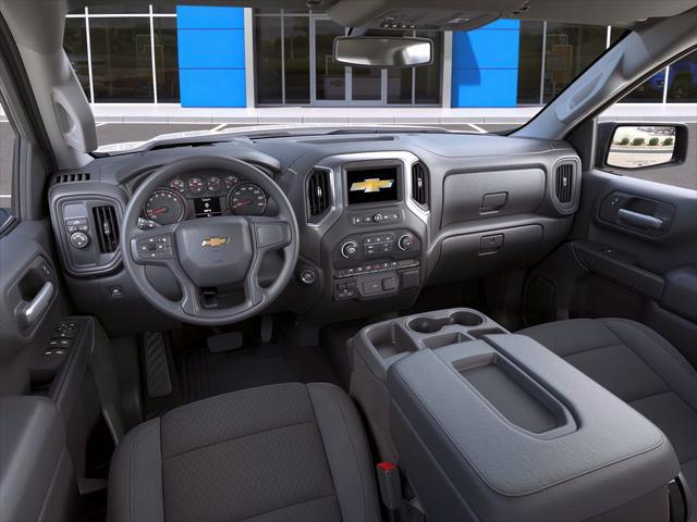 2026 Chevrolet Silverado 1500 4WD Crew Cab Standard Bed Custom