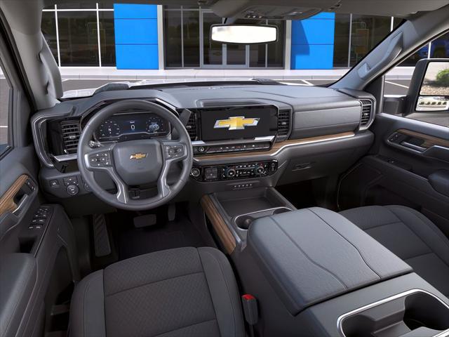 2026 Chevrolet Silverado 2500HD Crew Cab, Standard Bed, LT, 4WD
