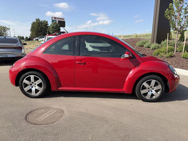 2006 Volkswagen New Beetle Coupe 2.5 (A6)