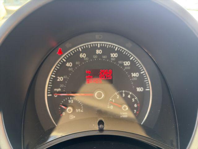 2006 Volkswagen New Beetle Coupe 2.5 (A6)